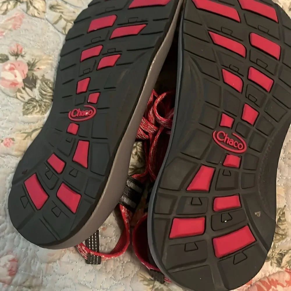 Chaco’s size 6 - Picture 5 of 5